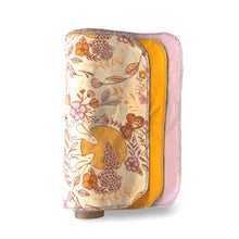 Load image into Gallery viewer, Roll of Paper-Free Towels