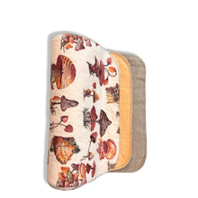 Load image into Gallery viewer, Rolled Paper-Free Towels