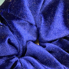 Load image into Gallery viewer, Velvet Scrunchies