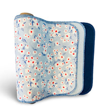 Load image into Gallery viewer, Roll of Paper-Free Towels
